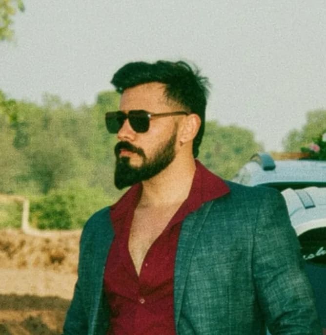 Aakash, Founder of ZippyParcel